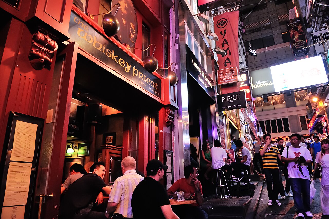 لان كواي فونغ (Lan Kwai Fong)